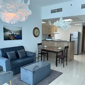 Appartement Golden Vacation Homes Continental Tower Marina, Dubai